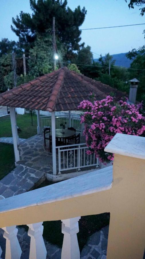 Villa Karras Nea Vrasna Exterior foto